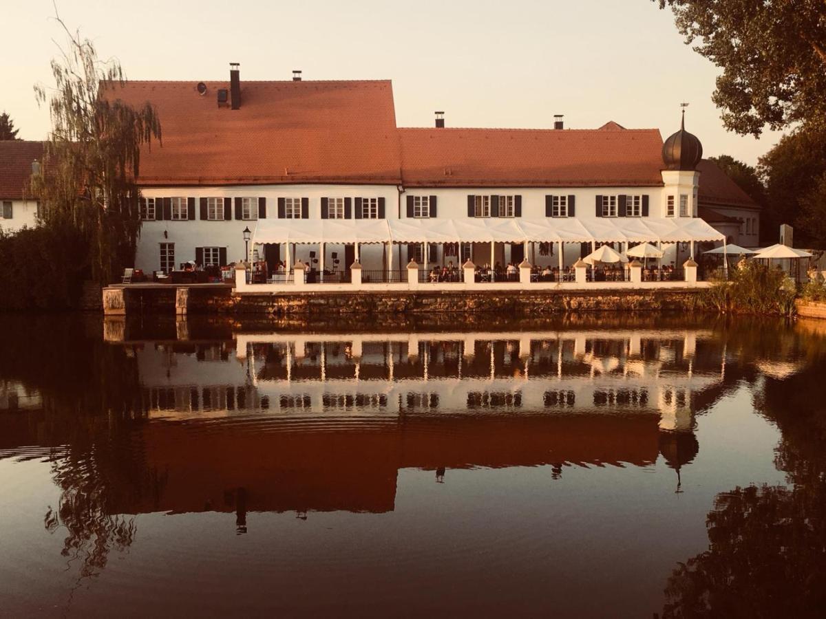 Schloss Otting Otting  Buitenkant foto
